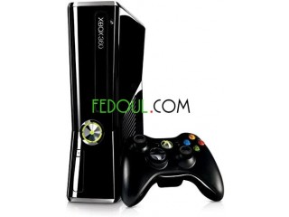 Xbox 360 slim 500go 10/10