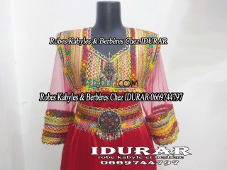 Robe kabyle rouge disponible