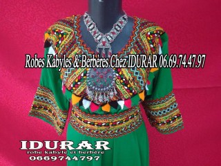 Robe kabyle disponible en vert et bleu