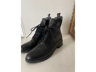 Boots dhiver