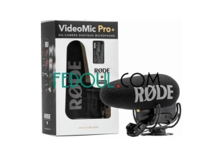 RØDE Videomic Pro+ Microphone AVEC DeadCat